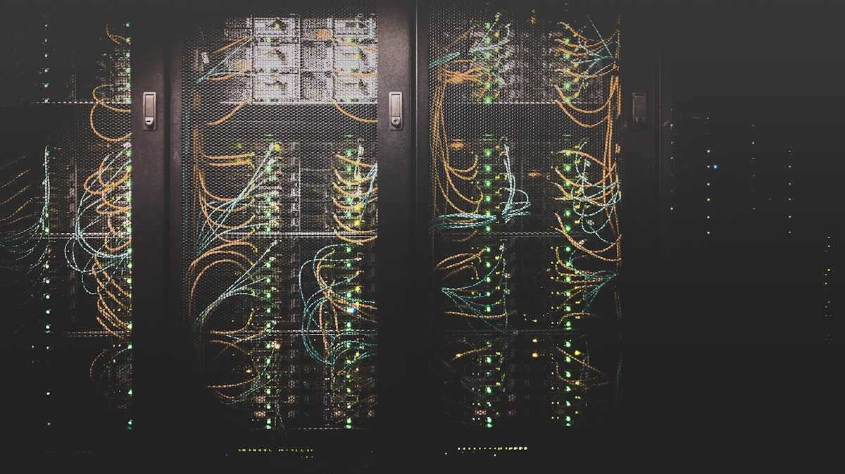 Data centre network infrastructure